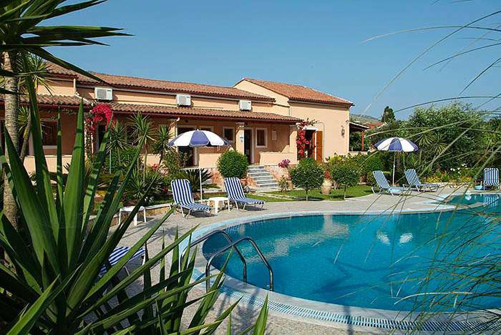 Mary Helen Apartments Κασσιόπη Εξωτερικό φωτογραφία